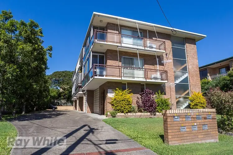 2/15 Weston Street, Coorparoo QLD 4151