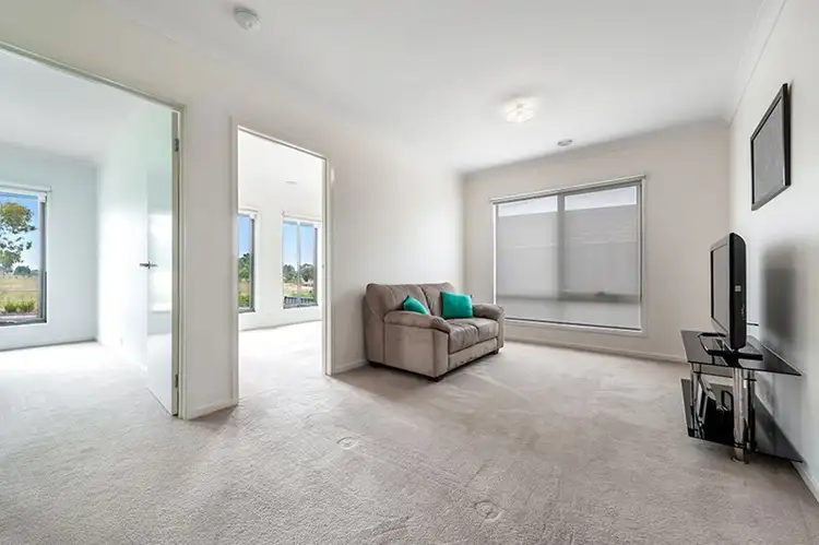 Sixth view of Homely house listing, 9 Riverway View, Craigieburn VIC 3064
