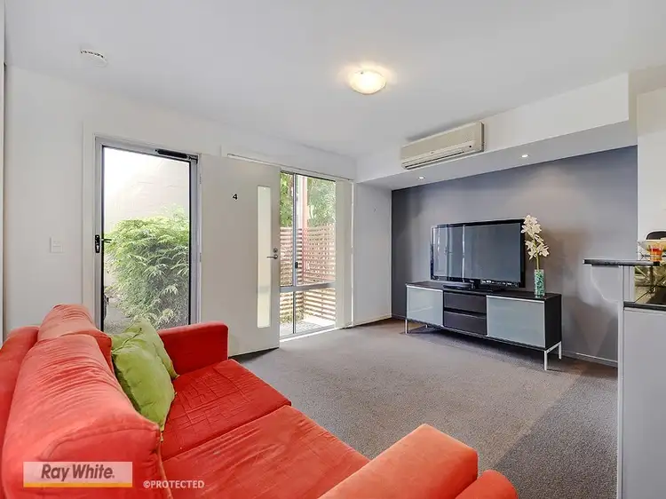 4/126 Turner Street, Scarborough QLD 4020