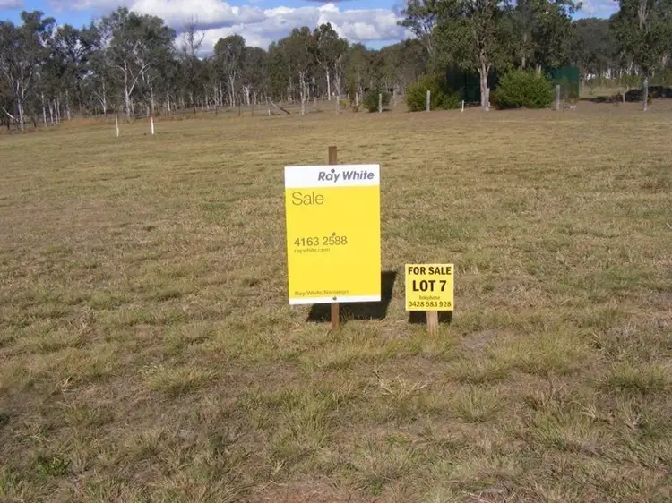 41 Millis Way, Nanango QLD 4615