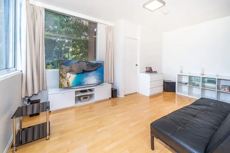 Third view of Homely studio listing, 10/4 Barncleuth Square, Elizabeth Bay NSW 2011