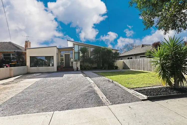 15 Dorothy Avenue, Belmont VIC 3216