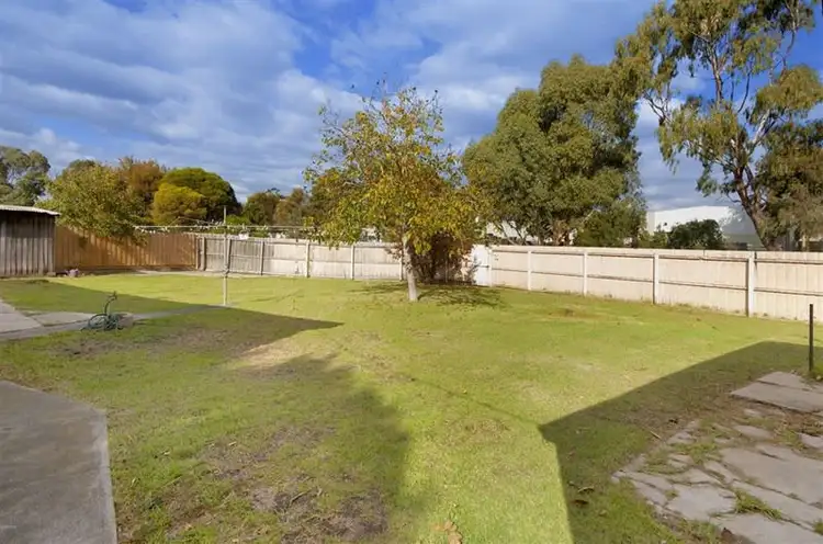 Seventh view of Homely house listing, 2 Nowra Court, Norlane VIC 3214