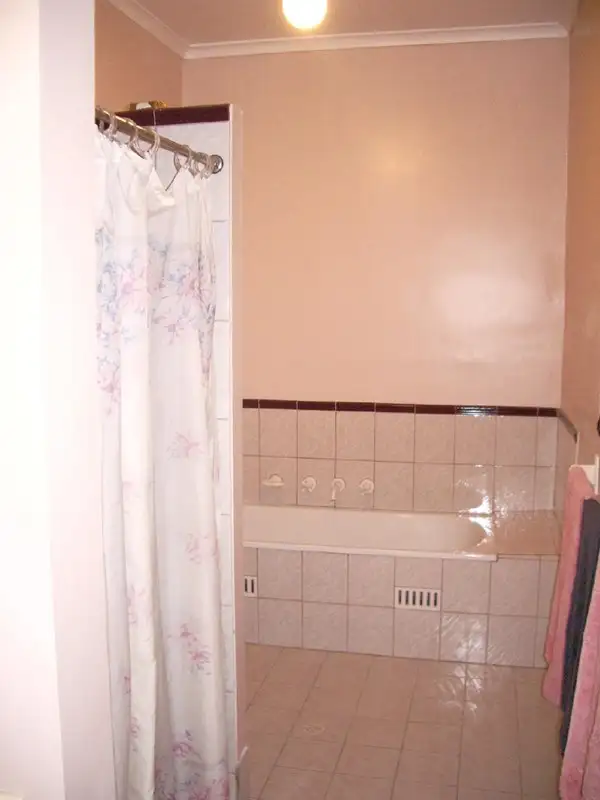 Fourth view of Homely house listing, 18 Dinning Terrace, Bordertown SA 5268