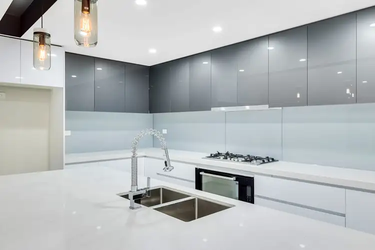 Fifth view of Homely house listing, 2 Wimmera Crescent, Wollert VIC 3750