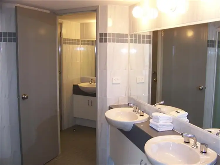 Seventh view of Homely apartment listing, 14-2 'Victoria Square', 15 Victoria Avenue, Broadbeach QLD 4218