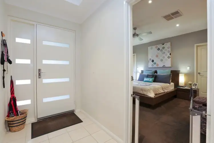 Seventh view of Homely house listing, 4 Tipperary Bend, Canning Vale WA 6155