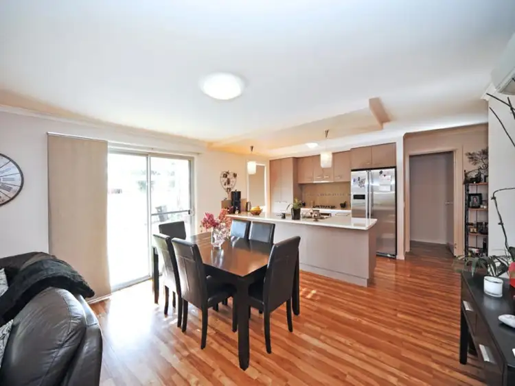Fifth view of Homely house listing, 4 Arinya Close, Ascot VIC 3551