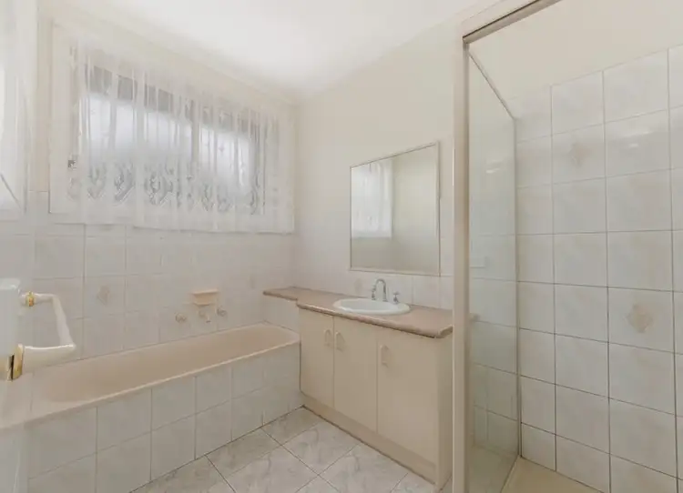 Fifth view of Homely unit listing, 2/17 Michael Avenue, St Albans VIC 3021