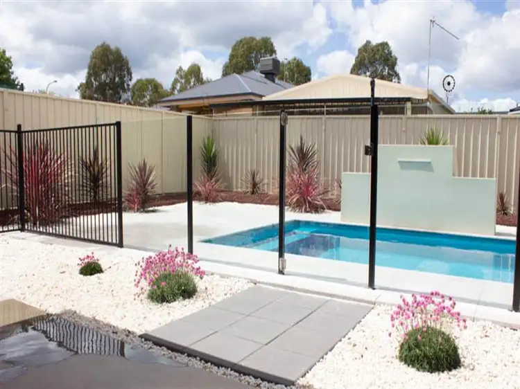 Second view of Homely house listing, 124 Katrina Court, Corowa NSW 2646