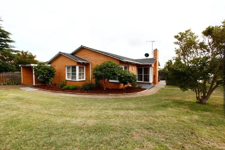 6 Moreton Bay Drive