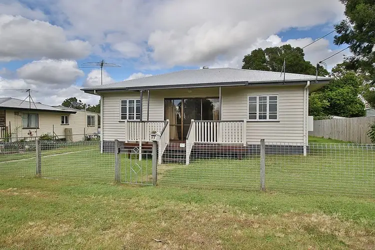 55 Vineyard Street, One Mile QLD 4305