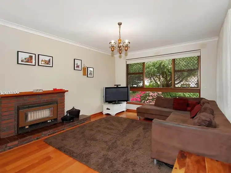 Second view of Homely house listing, 4 Chilham Place, Gosnells WA 6110