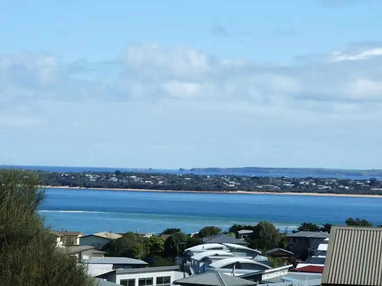 60 Shetland Heights Road, San Remo VIC 3925