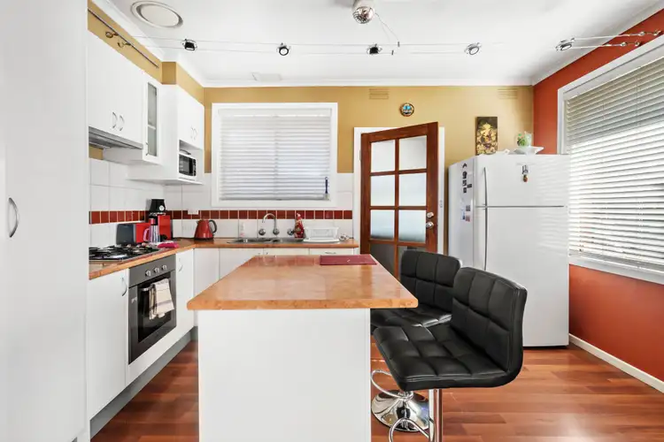 Third view of Homely unit listing, 2/172 Atherton Road, Oakleigh VIC 3166