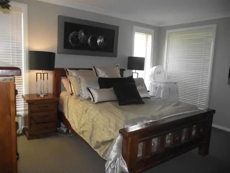 Fifth view of Homely house listing, 8 Vaucluse Place, Parkes NSW 2870