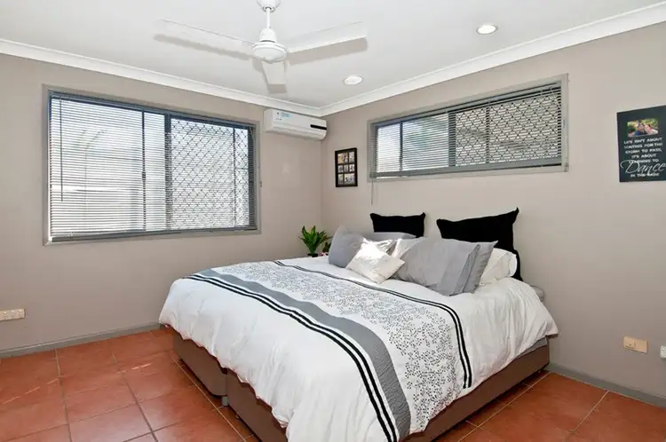 Sixth view of Homely house listing, 10 Limosa Court, Crestmead QLD 4132