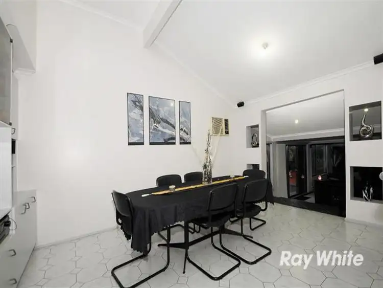 Fifth view of Homely house listing, 14 Lupin Court, Cranbourne North VIC 3977