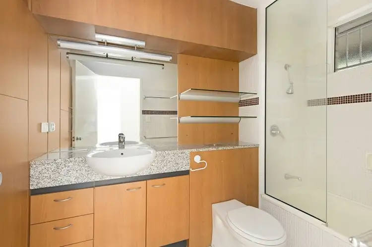 Seventh view of Homely apartment listing, 2/106 Musgrave Road, Red Hill QLD 4059