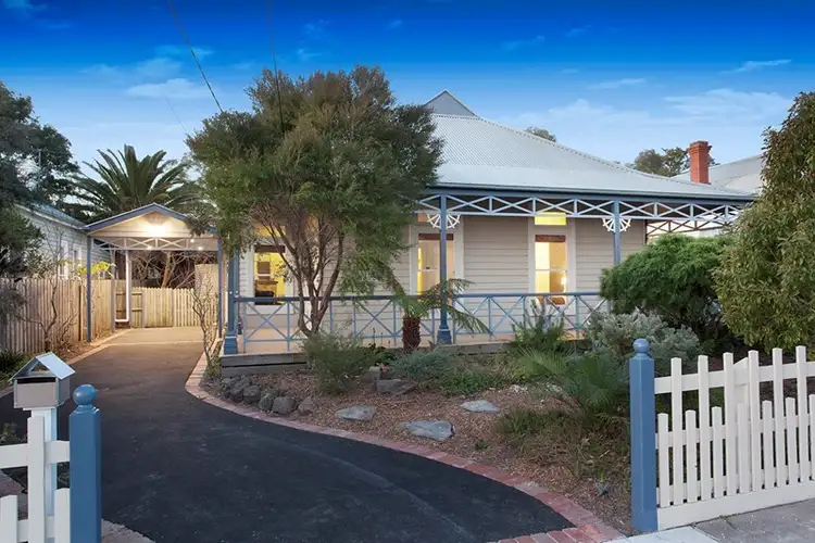 1/53 Euston Road, Hughesdale VIC 3166