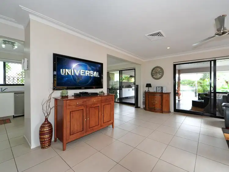 Sixth view of Homely house listing, 4 Helm Court, Mermaid Waters QLD 4218