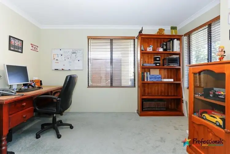 Fourth view of Homely house listing, 3 Daplin Way, Aveley WA 6069