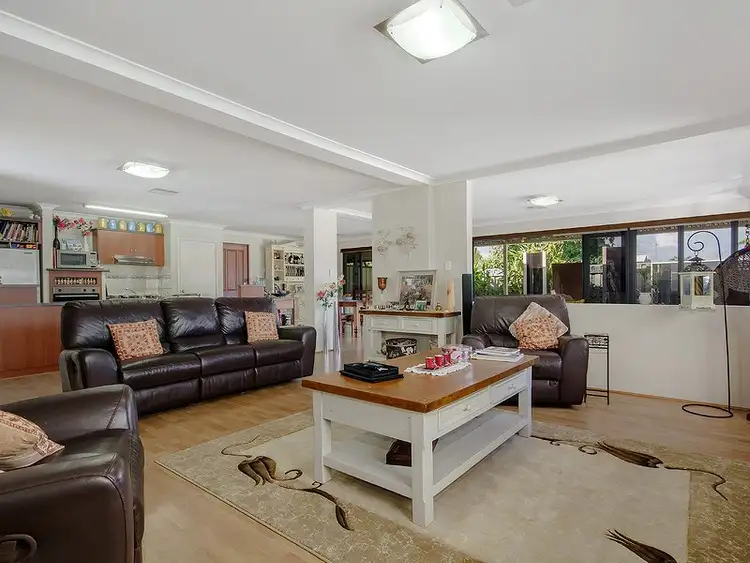 Third view of Homely house listing, 21 Chantilly Circuit, Meadow Springs WA 6210