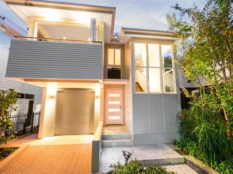 40 Barnett Road, Bardon QLD 4065