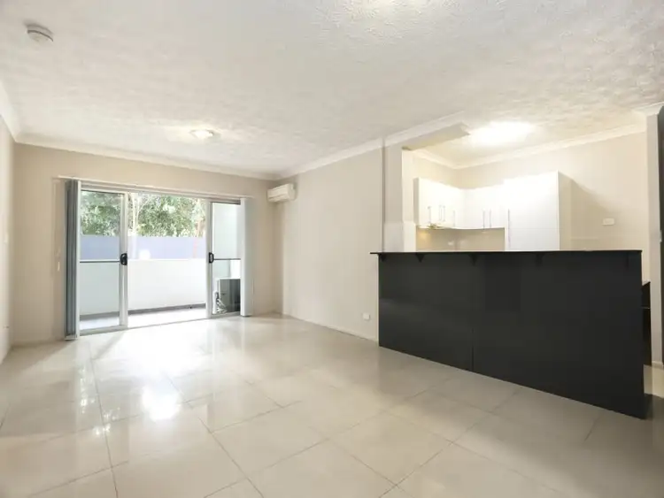 Second view of Homely apartment listing, 33/14 Le Grand Street, Macgregor QLD 4109