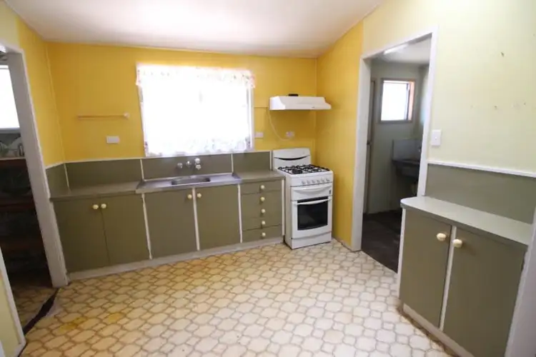 Second view of Homely house listing, 5 Poole Street, Sarina Beach QLD 4737