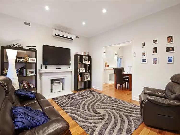 Second view of Homely house listing, 8 Ross Street, Huntingdale VIC 3166