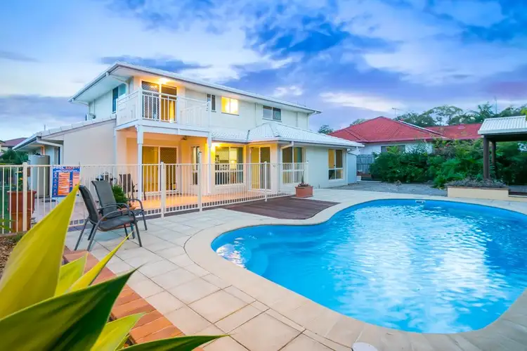 2 Sirocco Court, Ormiston QLD 4160