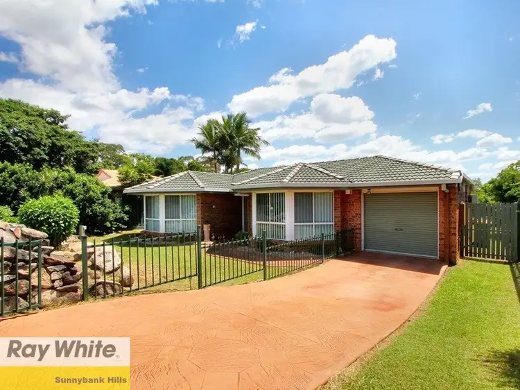 137 Middle Road, Hillcrest QLD 4118