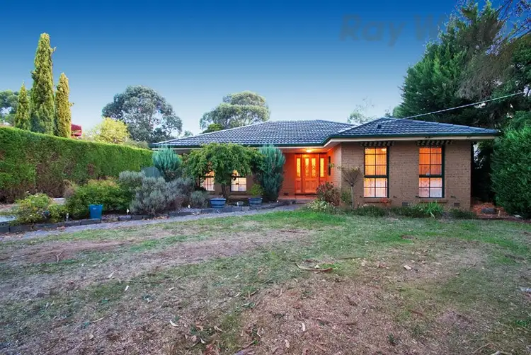 9 LARISSA Court, Croydon VIC 3136