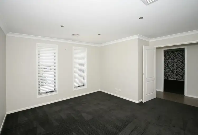 Second view of Homely house listing, 10 Tahara Crescent, Estella NSW 2650