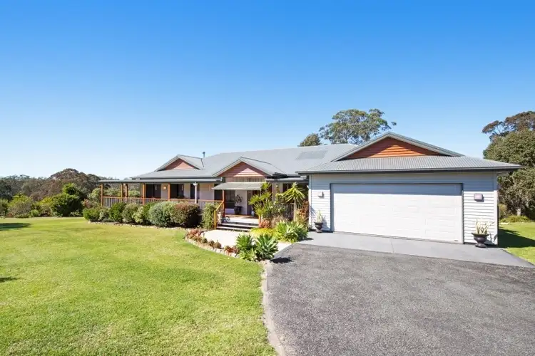 Second view of Homely house listing, 33 Woodlea Court, Crows Nest QLD 4355