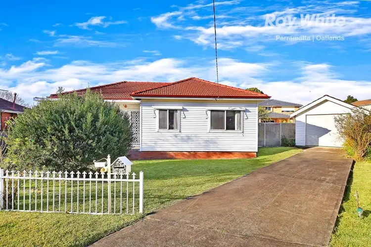 6 Thomas Clarke Street, Westmead NSW 2145