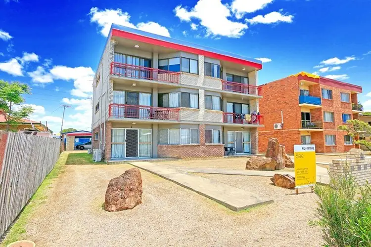 Main view of Homely unit listing, 2/104 Kent Street, Rockhampton City QLD 4700