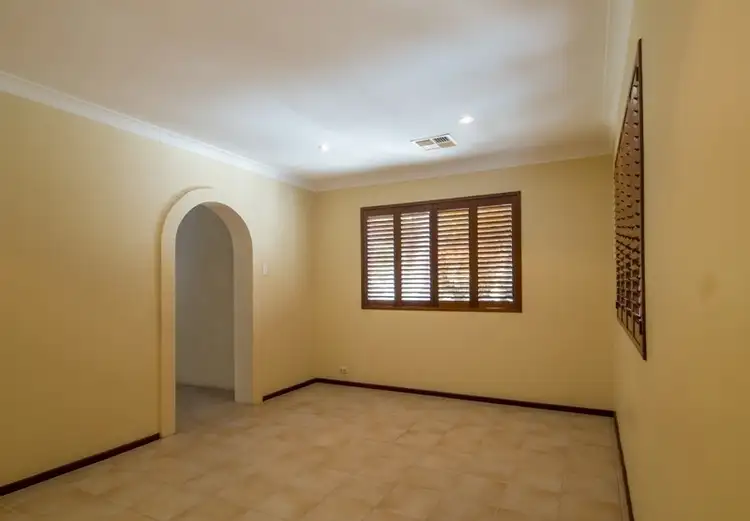 Third view of Homely house listing, 20 Huxley Court, Camillo WA 6111