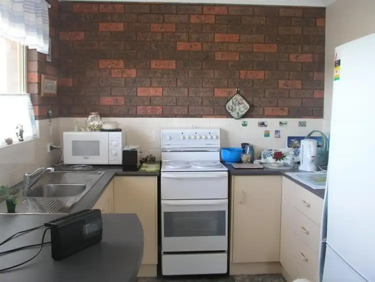 Second view of Homely block of units listing, 1-3/22 Howard Street, Parkes NSW 2870