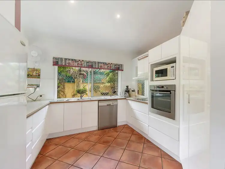 Sixth view of Homely house listing, 2 Fulham Place, Robina QLD 4226