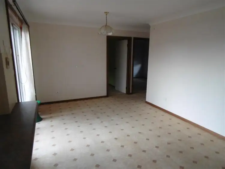 Sixth view of Homely house listing, 33 Lawson Street, Parkes NSW 2870