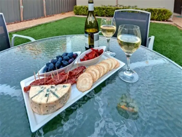 Fourth view of Homely townhouse listing, 20 Olive Avenue, Mildura VIC 3500