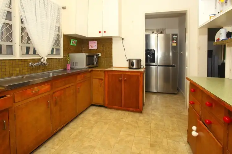 Seventh view of Homely house listing, 115 Falconer Street, Southport QLD 4215