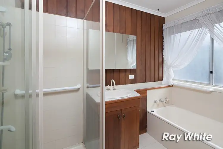 Seventh view of Homely house listing, 6 Effron Court, Frankston VIC 3199