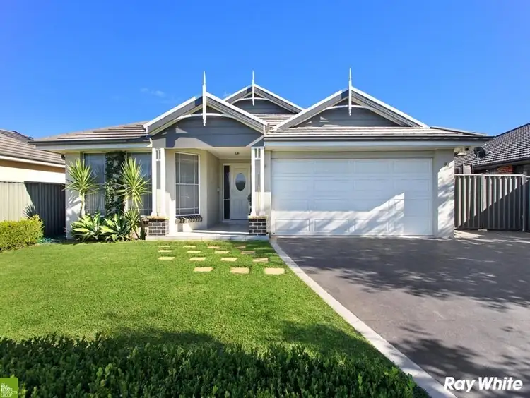 8 Shoreline Avenue, Haywards Bay NSW 2530