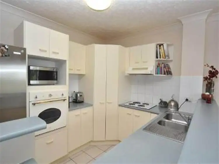 Sixth view of Homely unit listing, 2/11-19 Taylor Street, Biggera Waters QLD 4216