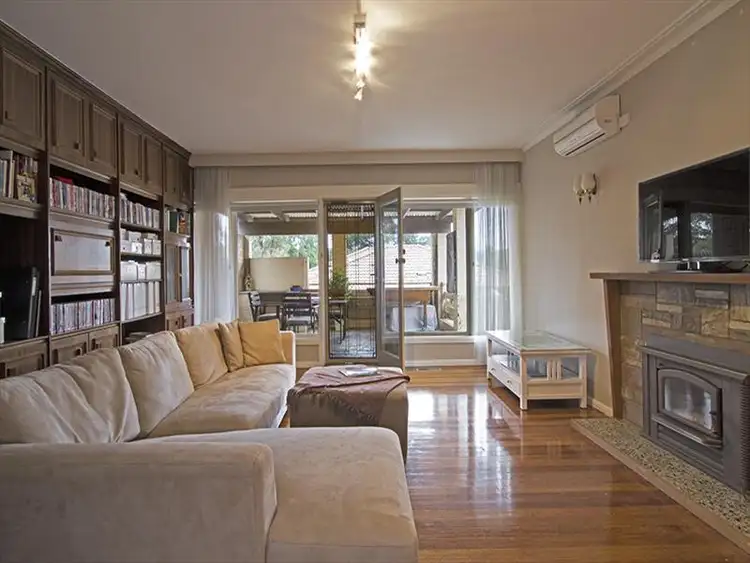 Fifth view of Homely house listing, 1/207 Nepean Street, Greensborough VIC 3088
