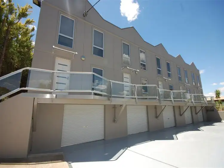 45 Couch Road, Griffith NSW 2680