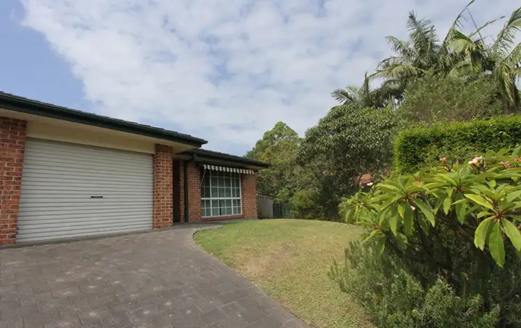 2/11 Lauren Close, Green Point NSW 2251